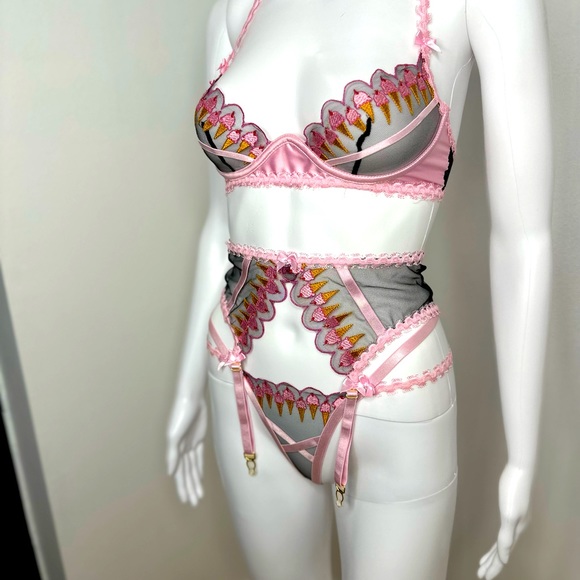 Roma Other - Ice Cream Lingerie 3 piece Set by Roma XS Bra, Thong and Garter